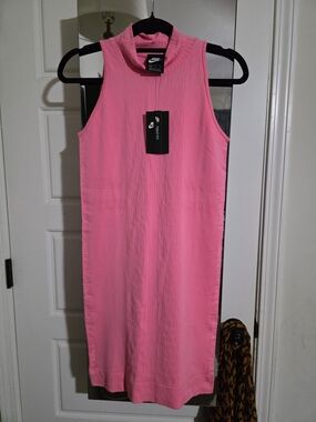 Nike Women’s Pink Sleeveless Midi Dress